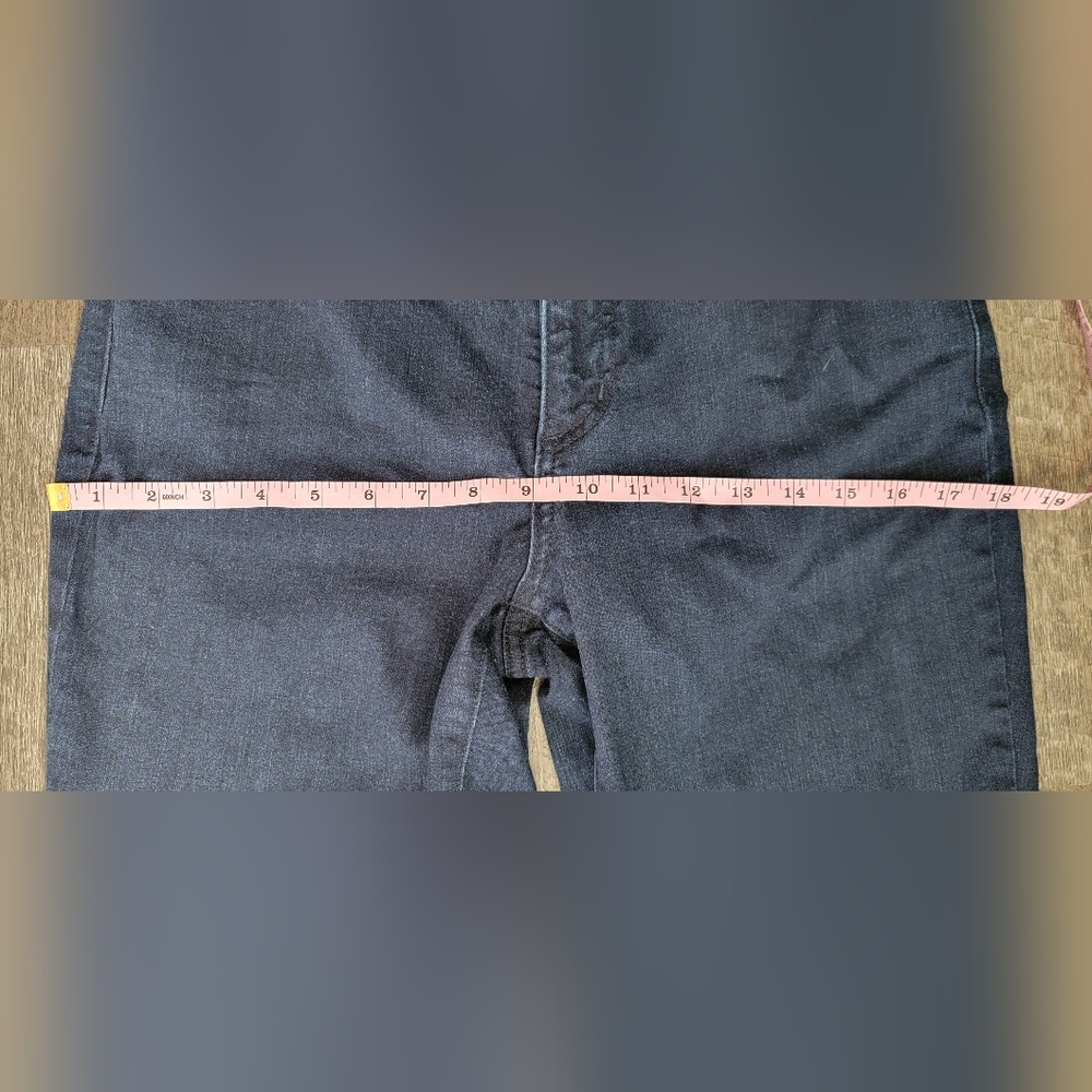 NYDJ Skinny Staight Leg Jean's Women's 4 Dark Wash Strech Denim Low-Mid Rise - Picture 9 of 15